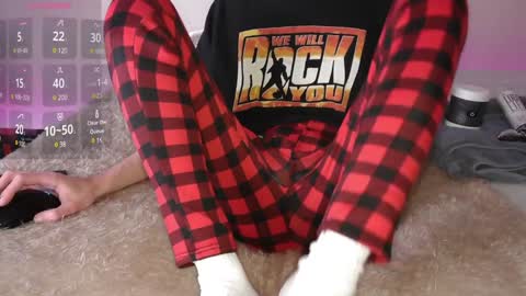 pussylover2182 online show from 01-03-25, 06:11