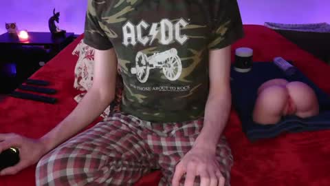 pussylover2182 online show from 03-05-25, 06:12