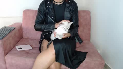 Izumi online show from 12-04-24, 05:16