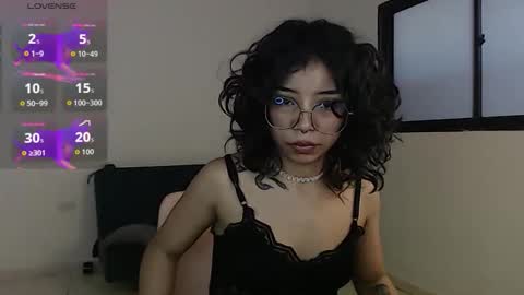 Snapshot of putakusan chatting on 12-21-25, 12:12 Izumi online show from 12-21-25, 12:12