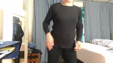 Snapshot of putiputi4u chatting on 02-02-26, 01:37 putiputi4u online show from 02-02-26, 01:37