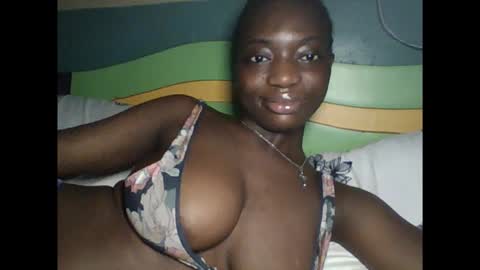 Snapshot of pweedy_ora chatting on 10-05-25, 10:13 ora online show from 10-05-25, 10:13