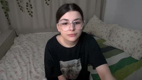 Ava online show from 04-29-26, 02:26