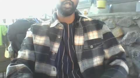 Snapshot of python974 chatting on 09-20-25, 02:56 Python online show from 09-20-25, 02:56