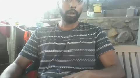 Snapshot of python974 chatting on 10-04-25, 02:42 Python online show from 10-04-25, 02:42