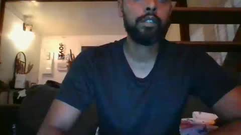 Snapshot of python974 chatting on 10-20-25, 03:34 Python online show from 10-20-25, 03:34