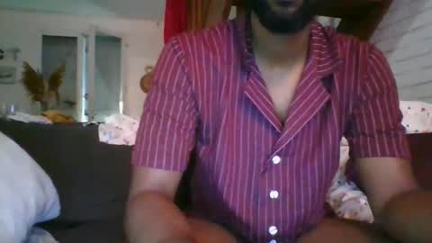 Snapshot of python974 chatting on 11-07-25, 02:22 Python online show from 11-07-25, 02:22