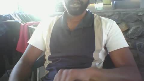 Snapshot of python974 chatting on 11-12-25, 02:12 Python online show from 11-12-25, 02:12