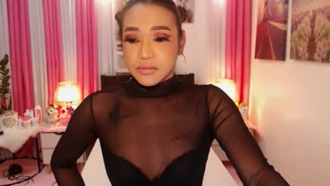 Snapshot of pythoncock4u chatting on 12-18-24, 09:14 Queen Agatha online show from 12-18-24, 09:14