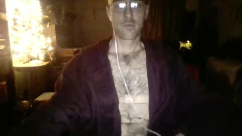 Snapshot of q2phq2ph chatting on 11-27-25, 03:52 q2phq2ph online show from 11-27-25, 03:52