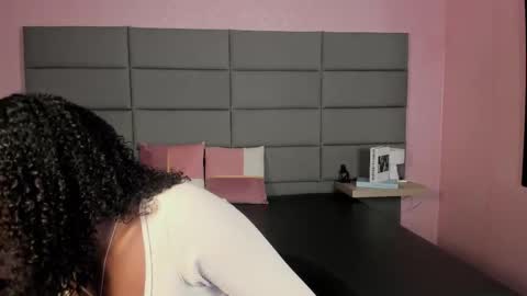 Keyla Queen Black online show from 11-30-25, 01:48