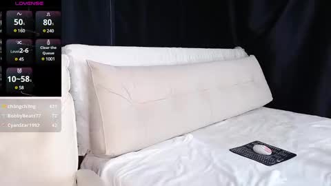 qianqian_ online show from 03-01-25, 05:49