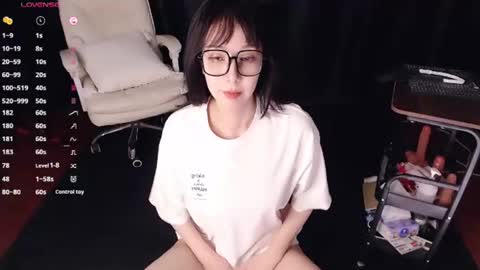 qianqian_ online show from 06-12-26, 04:06