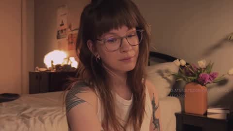    online show from 03-11-25, 03:23