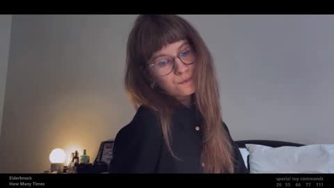    online show from 09-26-25, 02:54