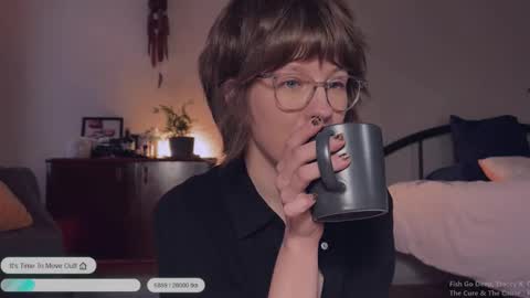    online show from 12-04-25, 12:03