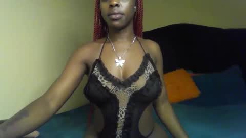 Snapshot of queen2034 chatting on 03-08-26, 07:06 queen2034 online show from 03-08-26, 07:06