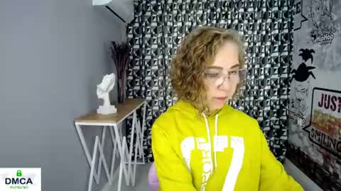 A N I  Ill be here on December 1st online show from 08-06-26, 10:39