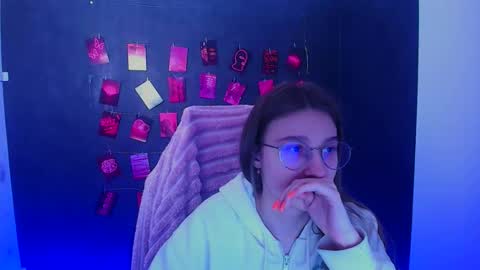 Amelie online show from 02-25-26, 12:37