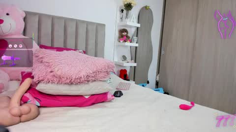  QUEEN ANTONELLA  online show from 03-31-26, 12:45