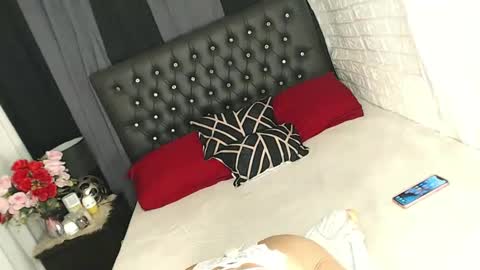 Yeng online show from 01-08-25, 02:25