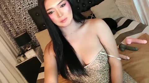 Yeng online show from 03-06-25, 02:30