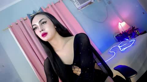 Snapshot of queen_danaya chatting on 07-06-26, 06:21 queen_danaya online show from 07-06-26, 06:21
