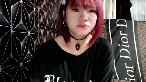 Snapshot of queen_elicktra chatting on 05-22-26, 01:02 JOY online show from 05-22-26, 01:02