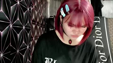 Snapshot of queen_elicktra chatting on 05-28-26, 03:04 JOY online show from 05-28-26, 03:04