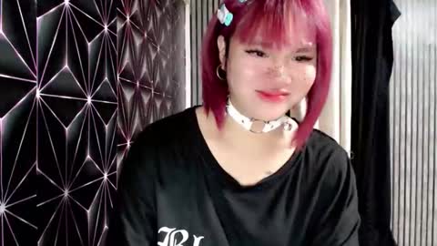 Snapshot of queen_elicktra chatting on 05-31-26, 01:03 JOY online show from 05-31-26, 01:03
