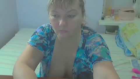 queen_jane8 online show from 10-12-25, 12:04
