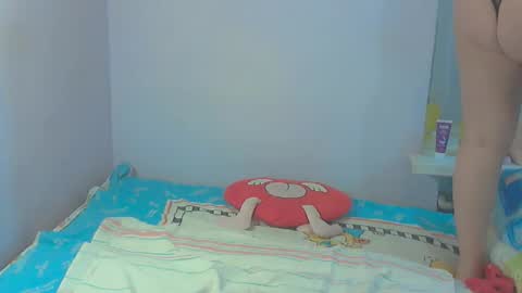 queen_jane8 online show from 11-25-25, 06:19