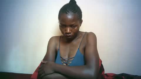 queen_joan online show from 02-18-25, 06:15
