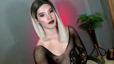 Kendal  online here from 6am-3pm philippine time online show from 02-19-25, 04:55