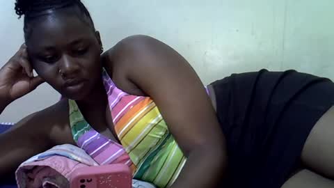 Snapshot of queen_leilla chatting on 07-12-26, 03:41 queen_leilla online show from 07-12-26, 03:41