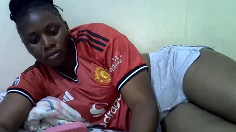 Snapshot of queen_leilla chatting on 07-20-26, 03:03 queen_leilla online show from 07-20-26, 03:03