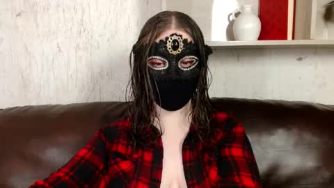 Nora online show from 05-04-26, 10:17