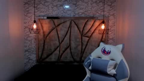   online show from 02-12-25, 12:01