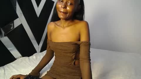 queen_sashavixen online show from 04-04-26, 05:38