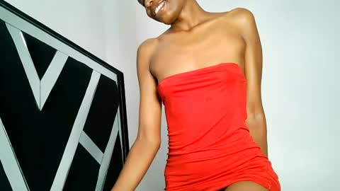 Snapshot of queen_sashavixen chatting on 06-17-26, 05:10 queen_sashavixen online show from 06-17-26, 05:10
