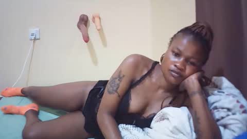 Snapshot of queen_winter chatting on 03-01-26, 10:56 Winter online show from 03-01-26, 10:56