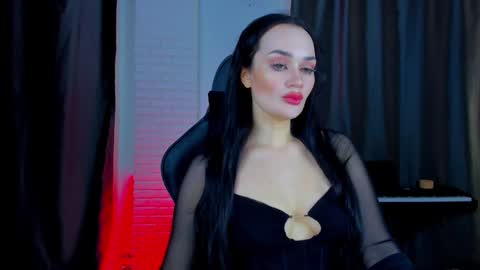 Snapshot of queenaliss chatting on 02-04-25, 07:51 Your world and the universe Aliss online show from 02-04-25, 07:51