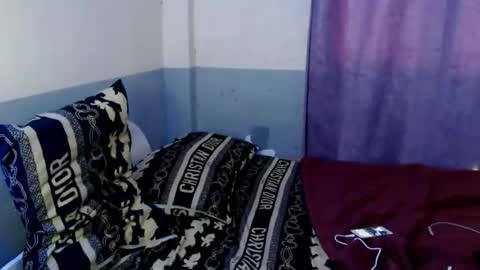 queenbee_mistress online show from 02-07-25, 07:07