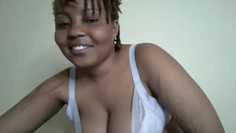 queen online show from 11-02-25, 12:18