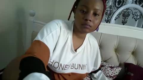 queen online show from 11-25-25, 12:32