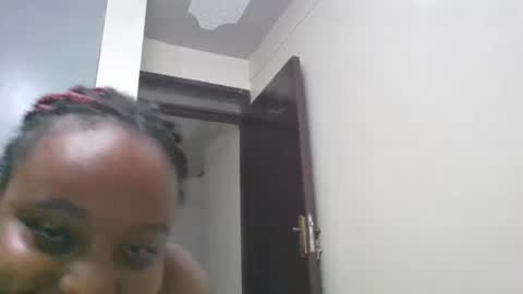 queen online show from 02-01-26, 09:24