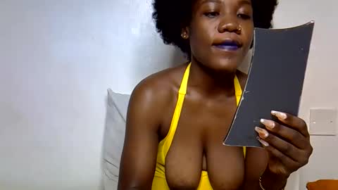 Snapshot of queenbest chatting on 06-07-26, 01:43 Cindy Melahnin online show from 06-07-26, 01:43