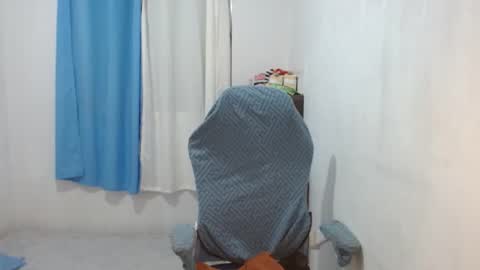 queen online show from 03-04-25, 07:11