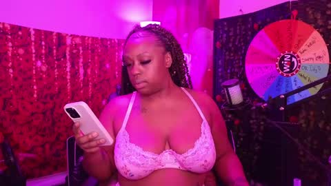 Queen Cherise Roze online show from 05-04-26, 06:26