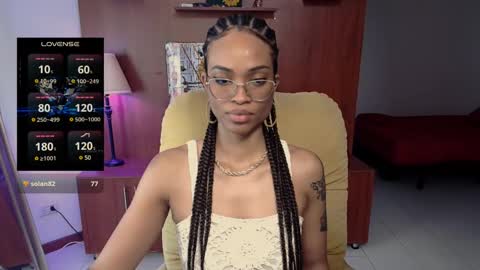 Snapshot of queendom_ing chatting on 02-05-25, 03:20 Sweet Goddess online show from 02-05-25, 03:20